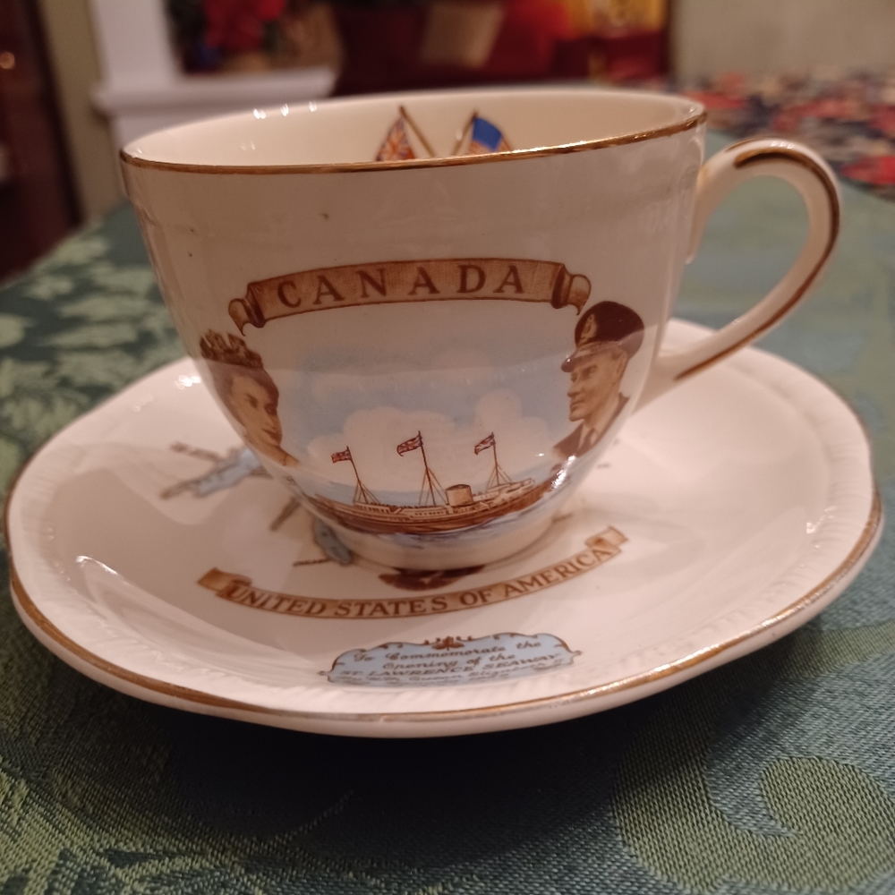 Alfred Meakin St. Lawrence Seaway Queen Elizabeth 1959 Commemorative Teacup
